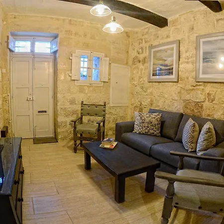 Holiday home Sevenoaks House